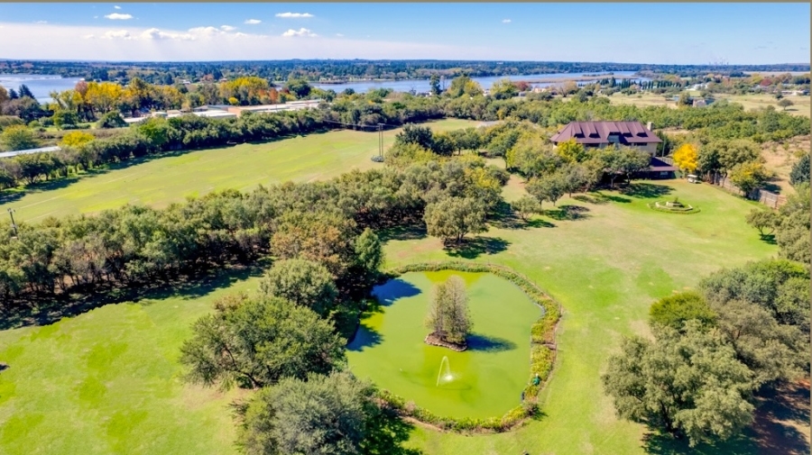 5 Bedroom Property for Sale in Luciana Country Estate Free State